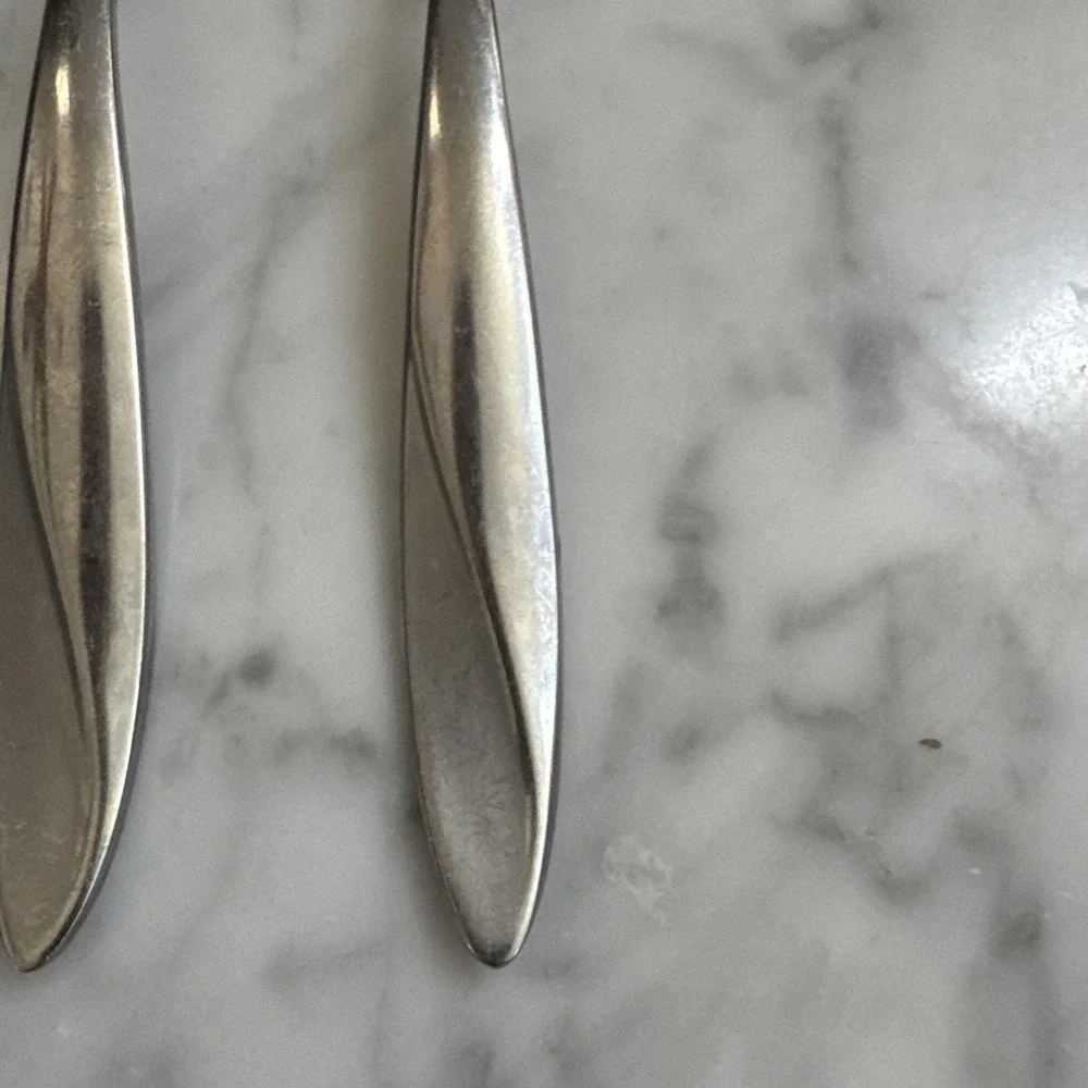 Oneida SIMMER Set of 5 Oval Soup Spoons Stainless Flatware (7 1/8